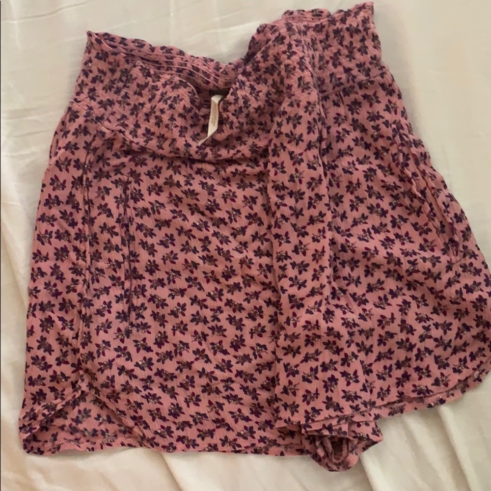 FREE PEOPLE LOOSE SHORTS